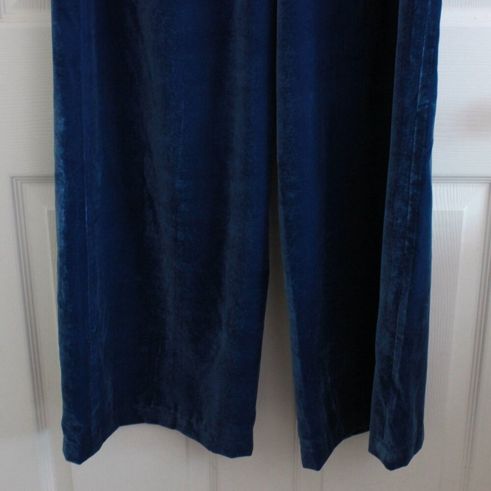 Julia Amory Julia Velvet Wide Leg Pants and Tess Vest Set in Azure Blue - Picture 16 of 16